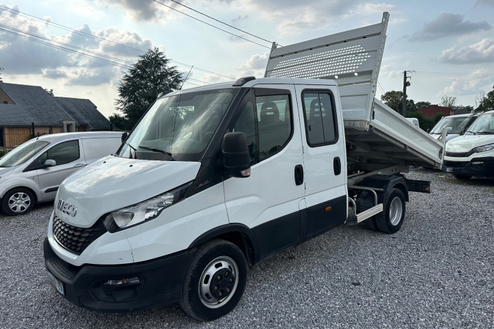 IVECO 6 PLACES