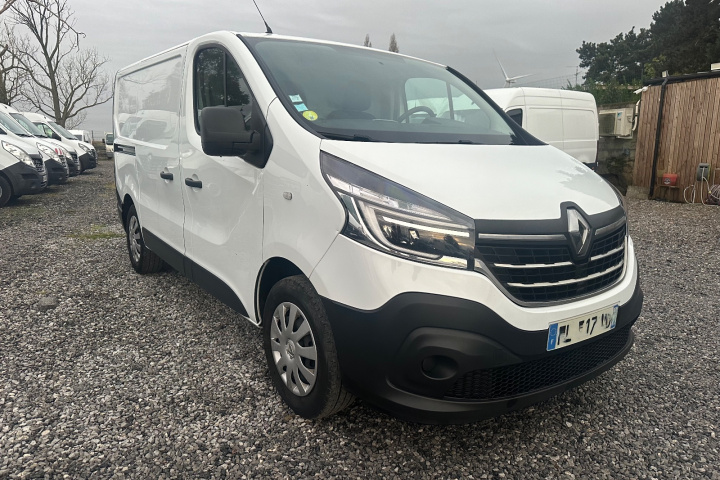 RENAULT TRAFIC FOURGON